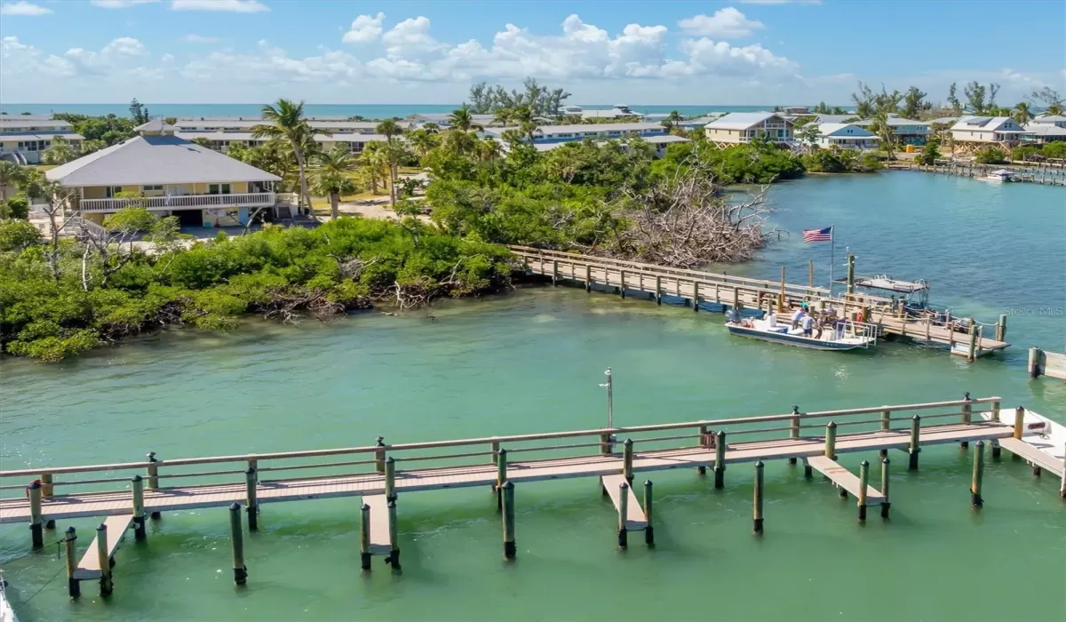 2 Bedrooms Bedrooms, 0 ,2 BathroomsBathrooms,Residential Lease,For Sale,0,D6147132