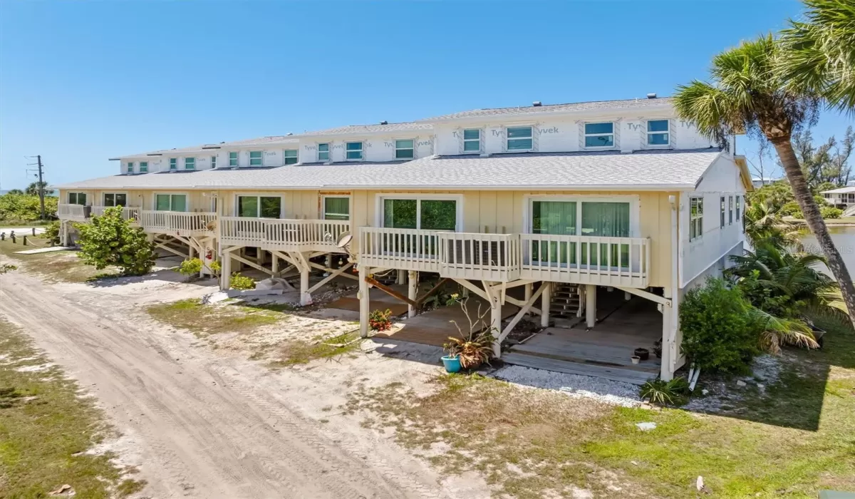 2 Bedrooms Bedrooms, 0 ,2 BathroomsBathrooms,Residential Lease,For Sale,0,D6147132