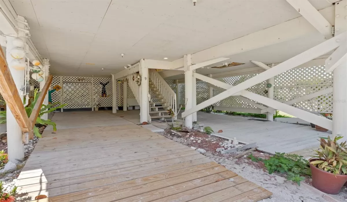 2 Bedrooms Bedrooms, 0 ,2 BathroomsBathrooms,Residential Lease,For Sale,0,D6147132