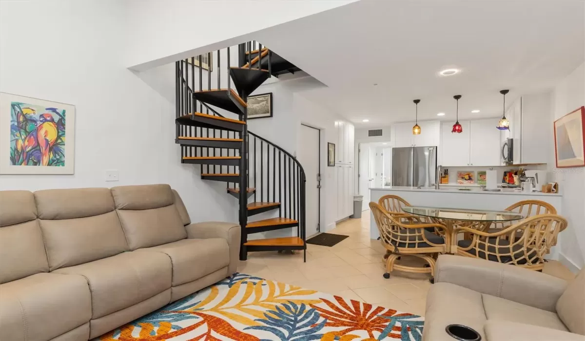 2 Bedrooms Bedrooms, 0 ,2 BathroomsBathrooms,Residential Lease,For Sale,0,D6147132