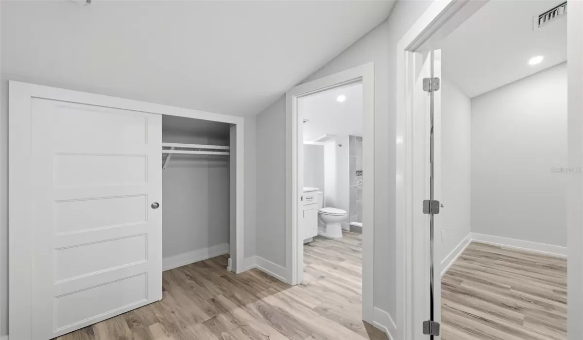 3 Bedrooms Bedrooms, 0 ,3 BathroomsBathrooms,Residential,For Sale,0,D6146964