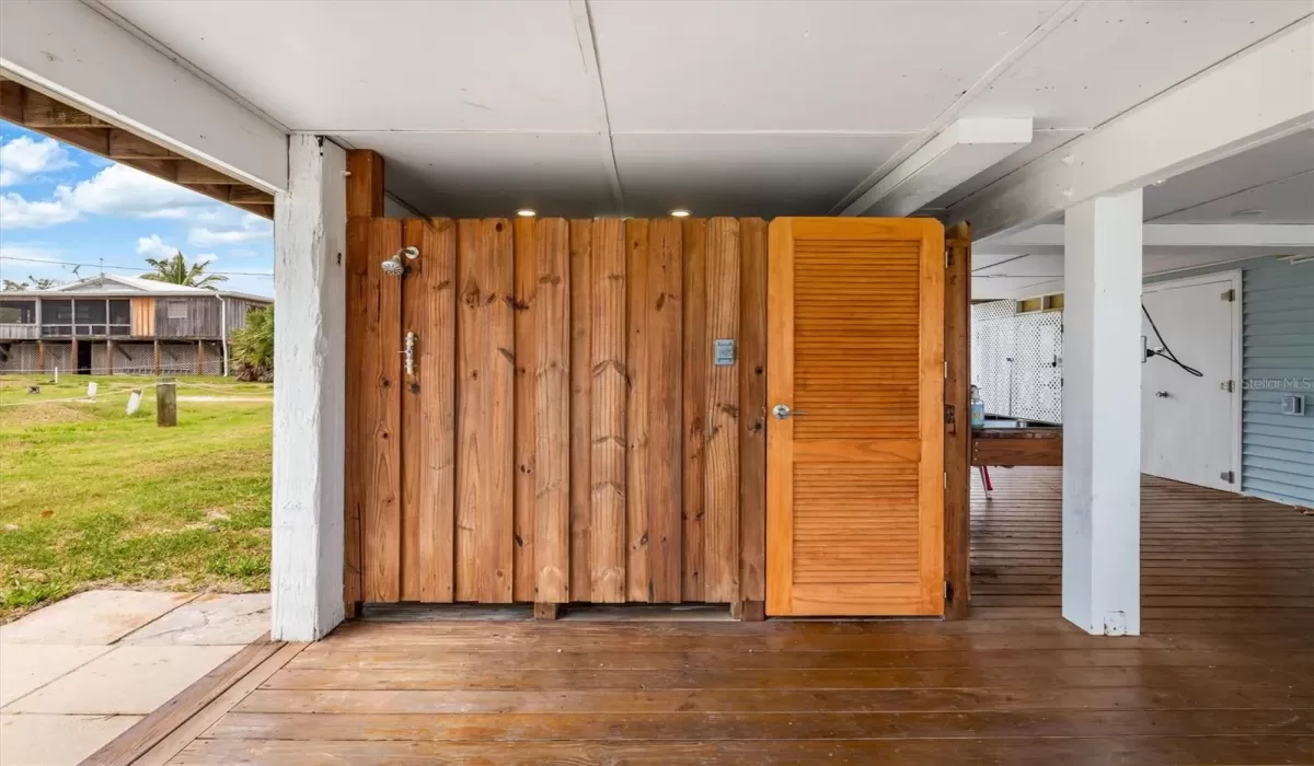 3 Bedrooms Bedrooms, 0 ,1 BathroomBathrooms,Residential Lease,For Sale,0,D6147273