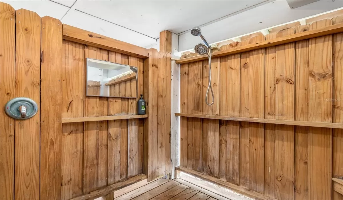 3 Bedrooms Bedrooms, 0 ,1 BathroomBathrooms,Residential Lease,For Sale,0,D6147273