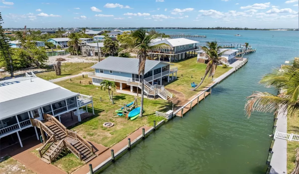 3 Bedrooms Bedrooms, 0 ,1 BathroomBathrooms,Residential Lease,For Sale,0,D6147273