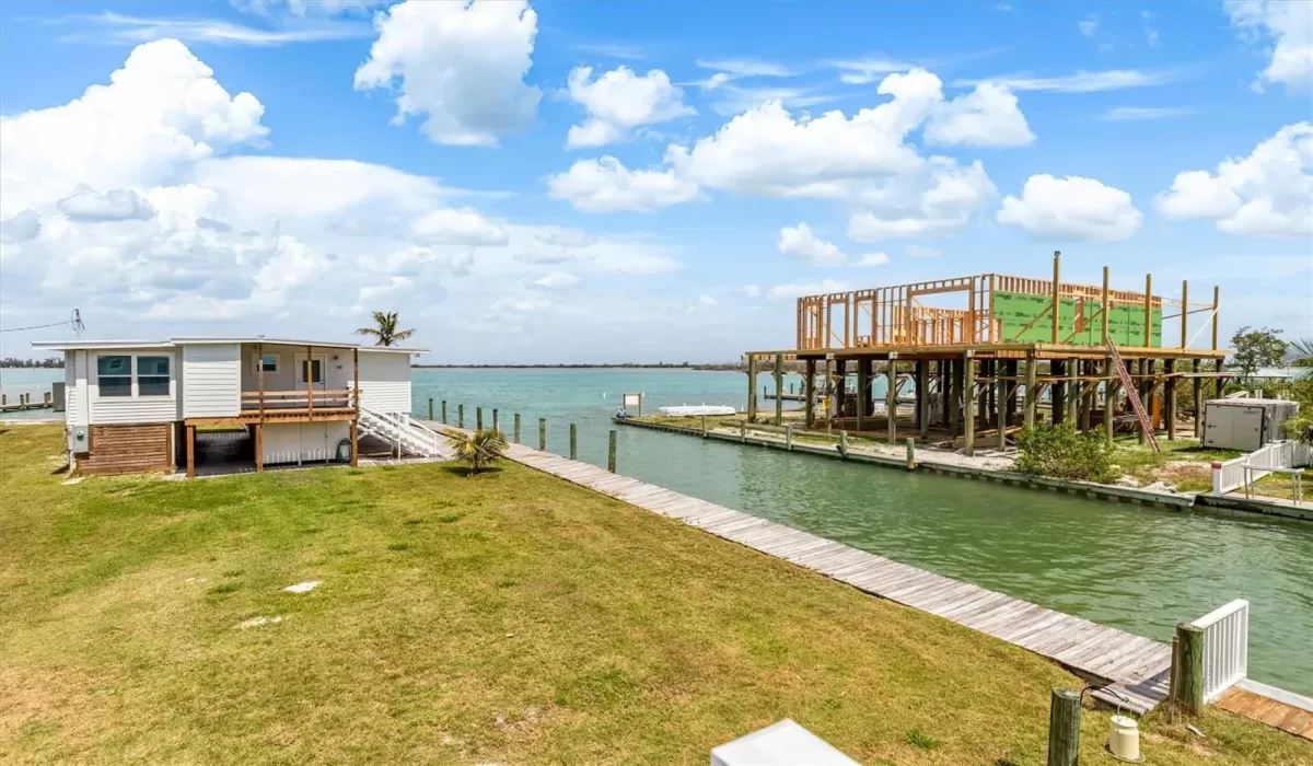 3 Bedrooms Bedrooms, 0 ,1 BathroomBathrooms,Residential Lease,For Sale,0,D6147273