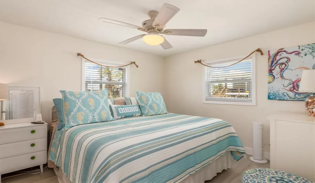 3 Bedrooms Bedrooms, 0 ,1 BathroomBathrooms,Residential Lease,For Sale,0,D6147273