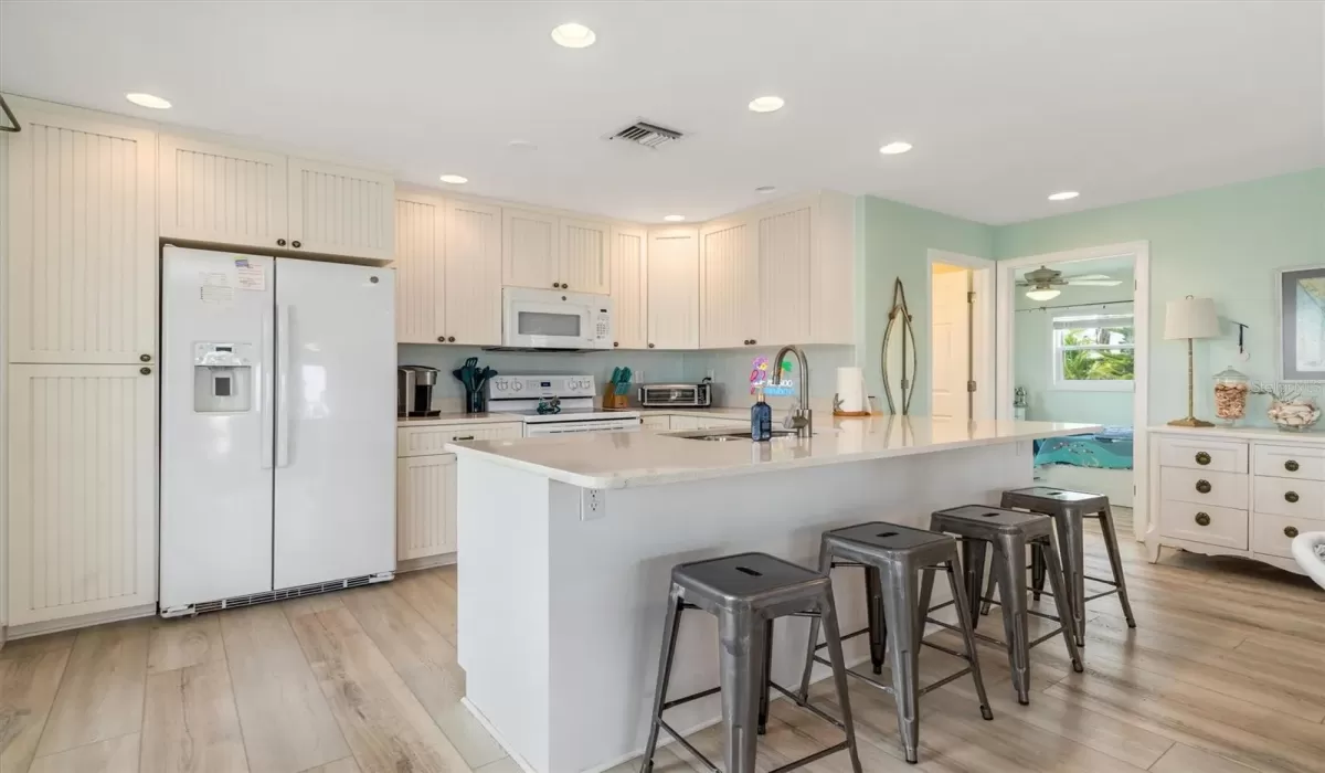 3 Bedrooms Bedrooms, 0 ,1 BathroomBathrooms,Residential Lease,For Sale,0,D6147273
