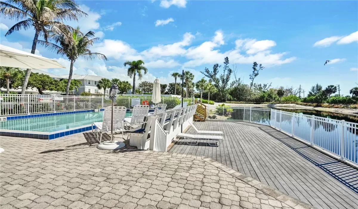 2 Bedrooms Bedrooms, 0 ,2 BathroomsBathrooms,Residential,For Sale,0,TB8501126
