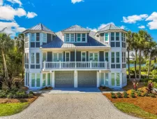 5 Bedrooms Bedrooms, 0 ,6 BathroomsBathrooms,Residential,For Sale,0,D6147259